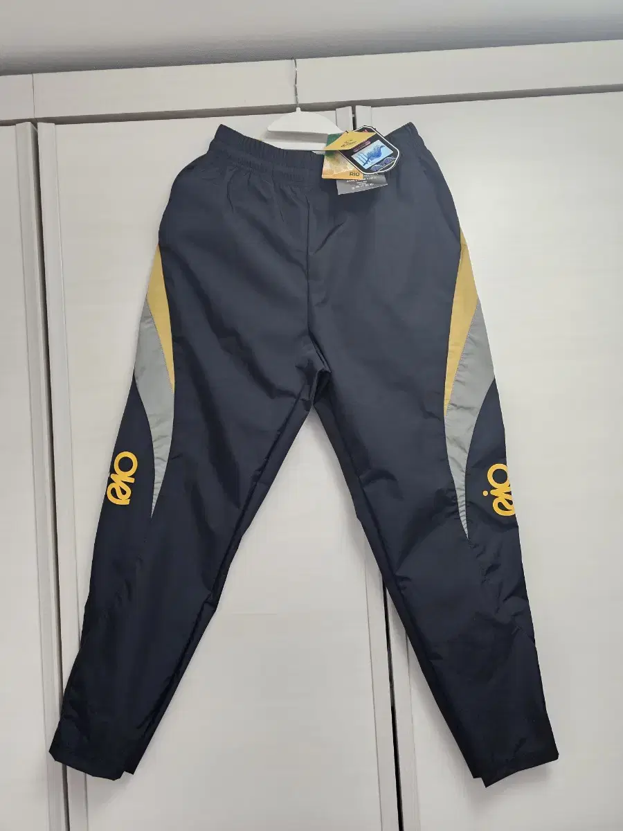 리우 팬츠(RIO RENEWAL PISTE B/Y PANTS(라지))